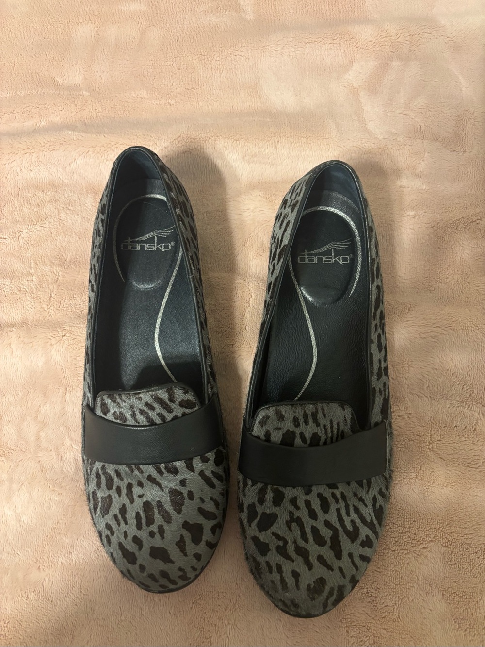 Dansko Leopard Print Haircalf Leather Loafers Flats Size 39